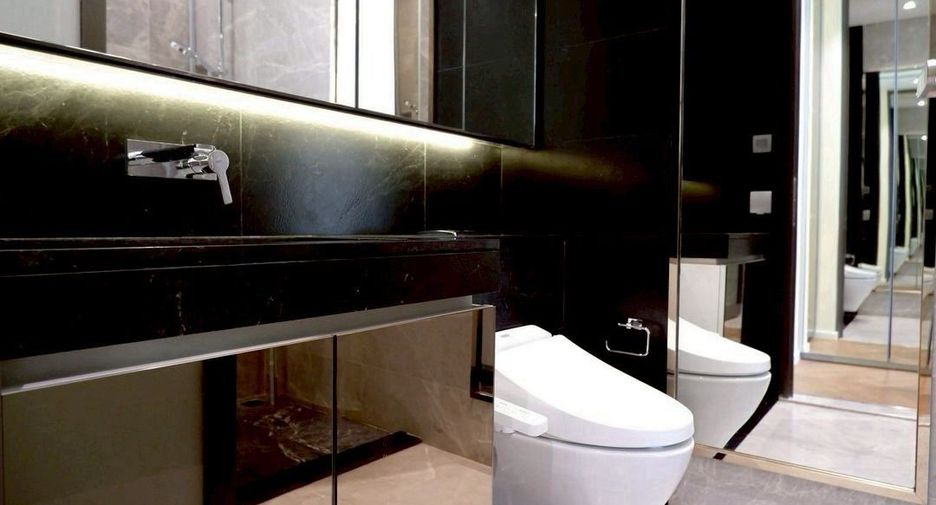 For rent 1 bed condo in Pathum Wan, Bangkok