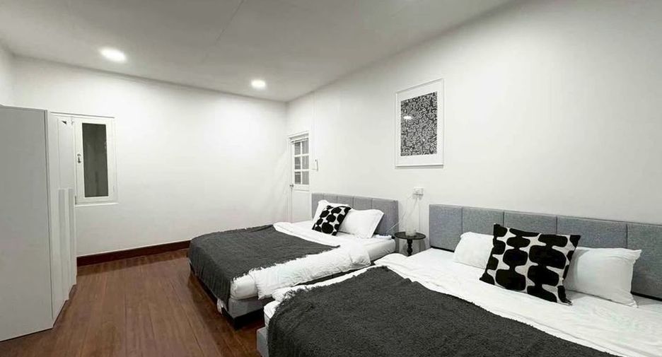 Haus zur Miete mit 5 Zimmer in Chatuchak, Bangkok