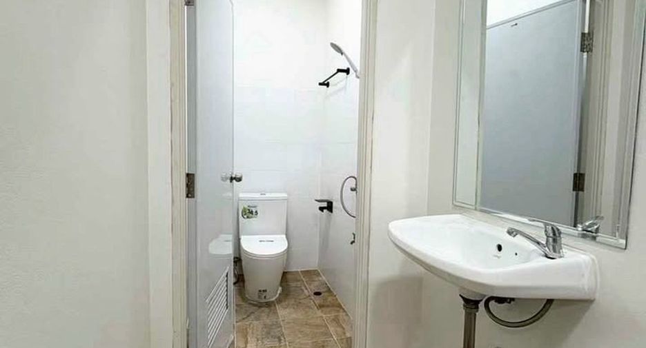Haus zur Miete mit 5 Zimmer in Chatuchak, Bangkok