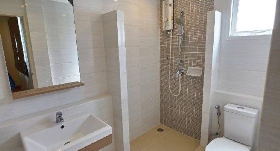 For rent 3 bedrooms house in Prawet, Bangkok