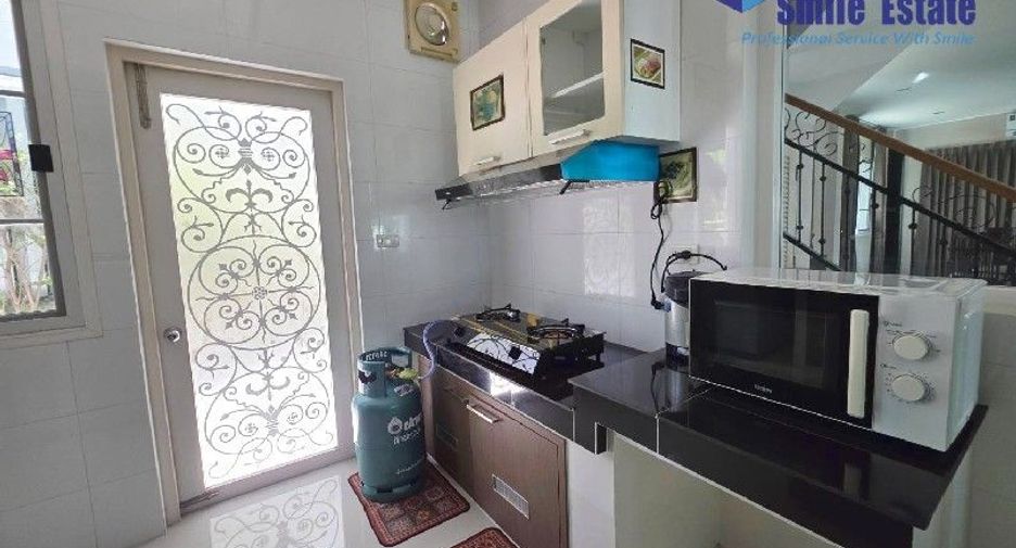 For rent 3 bedrooms house in Prawet, Bangkok