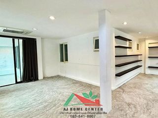 For sale 3 bedrooms house in Sai Mai, Bangkok