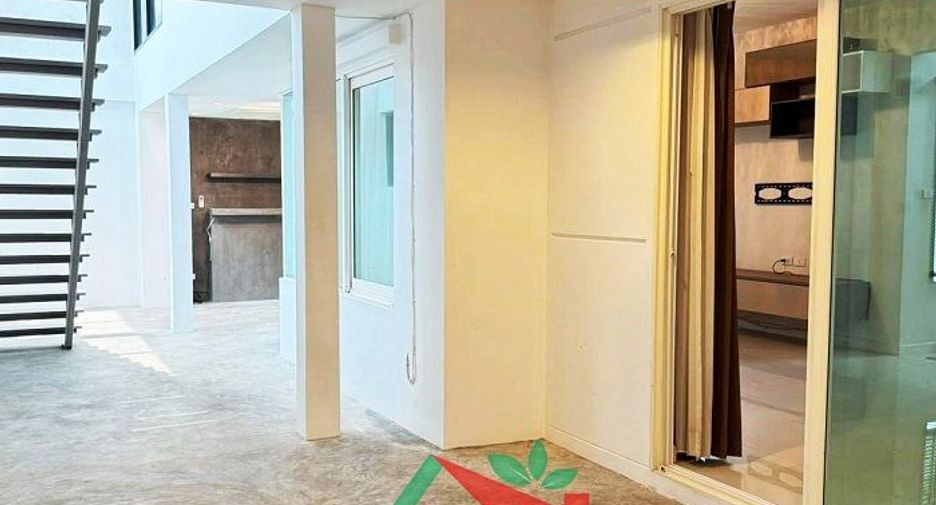 Haus zum Kauf mit 3 Zimmer in Sai Mai, Bangkok