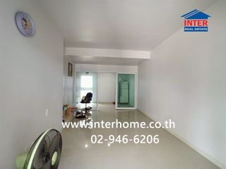 Reihenhaus zur Miete und zum Kauf mit 3 Zimmer in Khlong Sam Wa, Bangkok