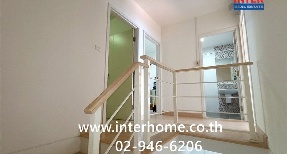 For rent and for sale 3 bedrooms townhouse in Khlong Sam Wa, Bangkok
