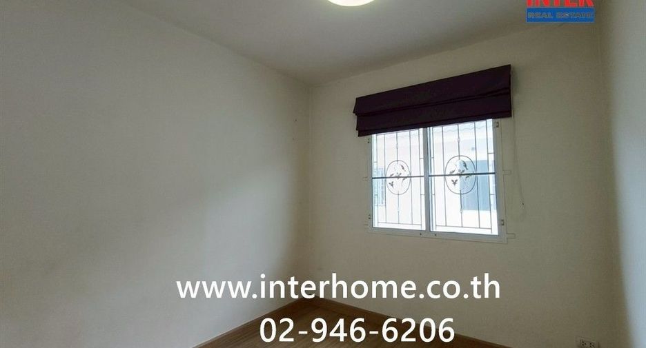 For rent and for sale 3 bedrooms townhouse in Khlong Sam Wa, Bangkok