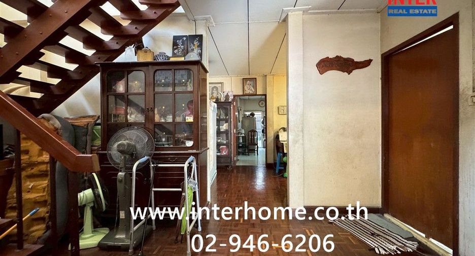 For sale 5 bedrooms house in Bang Sue, Bangkok