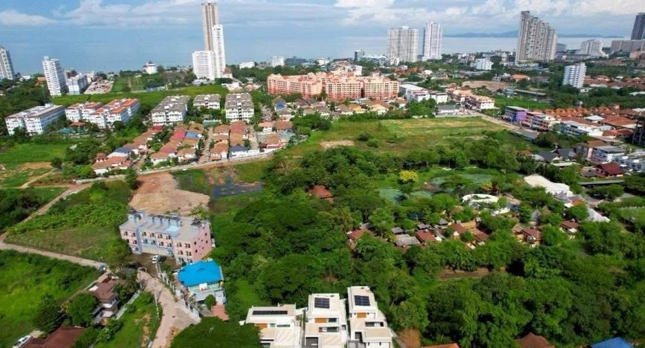 À vendre 4 chambres villa à Jomtien, Pattaya