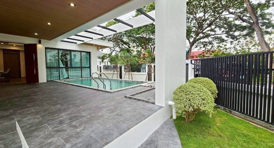 À vendre 4 chambres villa à Jomtien, Pattaya