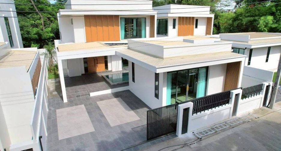 À vendre 4 chambres villa à Jomtien, Pattaya