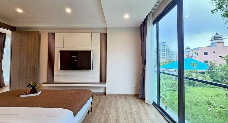 À vendre 4 chambres villa à Jomtien, Pattaya