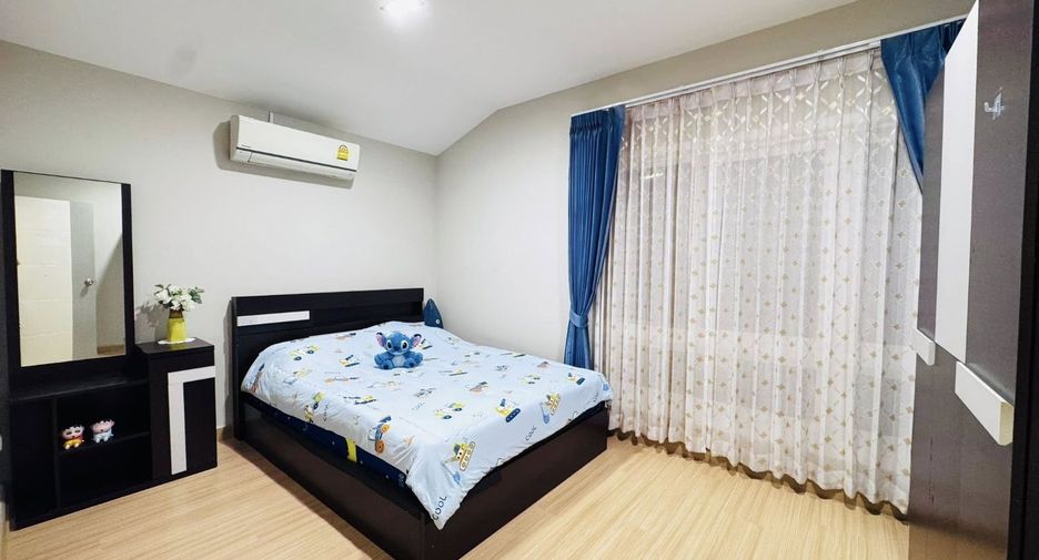 For rent 3 bedrooms house in Mueang Chiang Mai, Chiang Mai