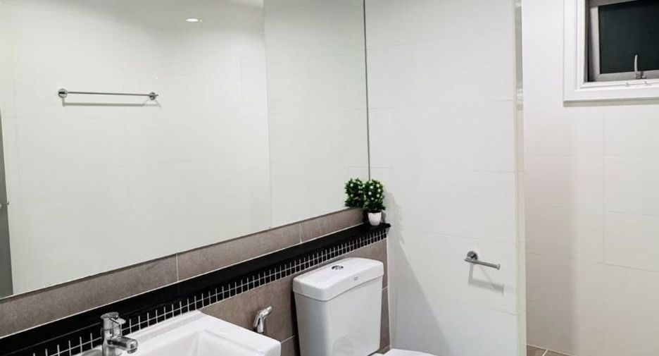 For rent 3 bedrooms house in Mueang Chiang Mai, Chiang Mai