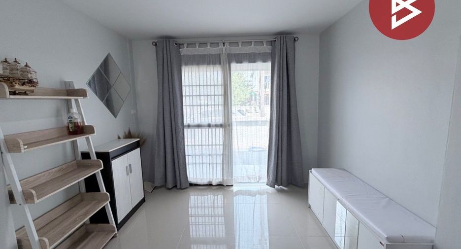 For sale 3 bedrooms townhouse in Mueang Nakhon Pathom, Nakhon Pathom