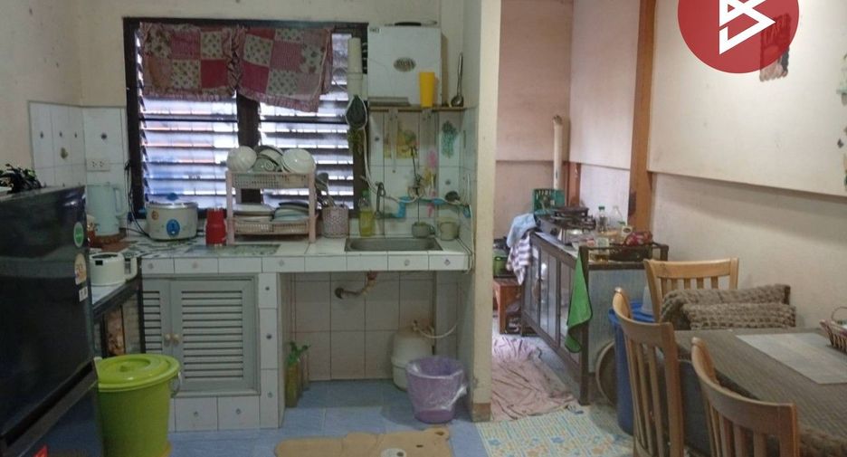 For sale 3 bedrooms house in Sam Phran, Nakhon Pathom