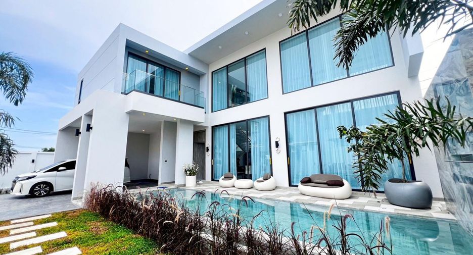 For sale 3 bedrooms villa in Sattahip, Chonburi