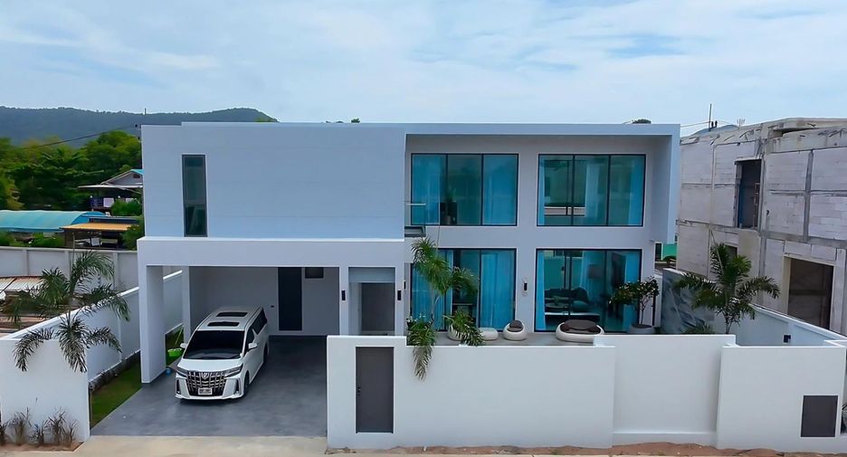 For sale 3 bedrooms villa in Sattahip, Chonburi