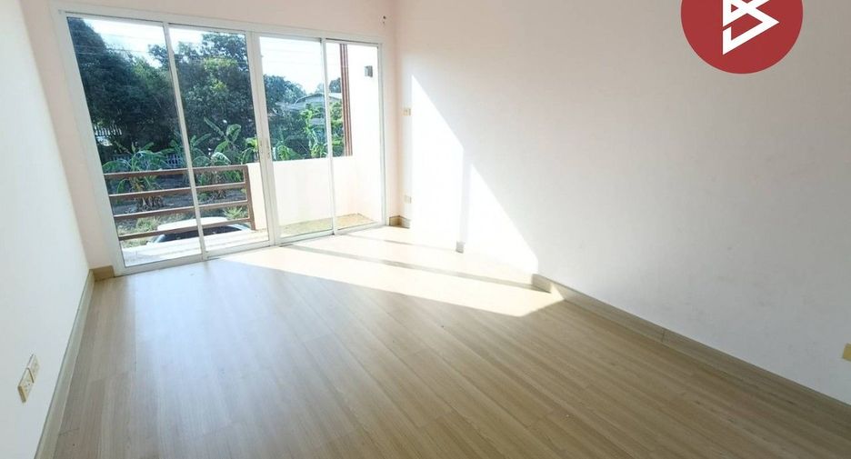 For sale 4 bedrooms house in Mueang Rayong, Rayong