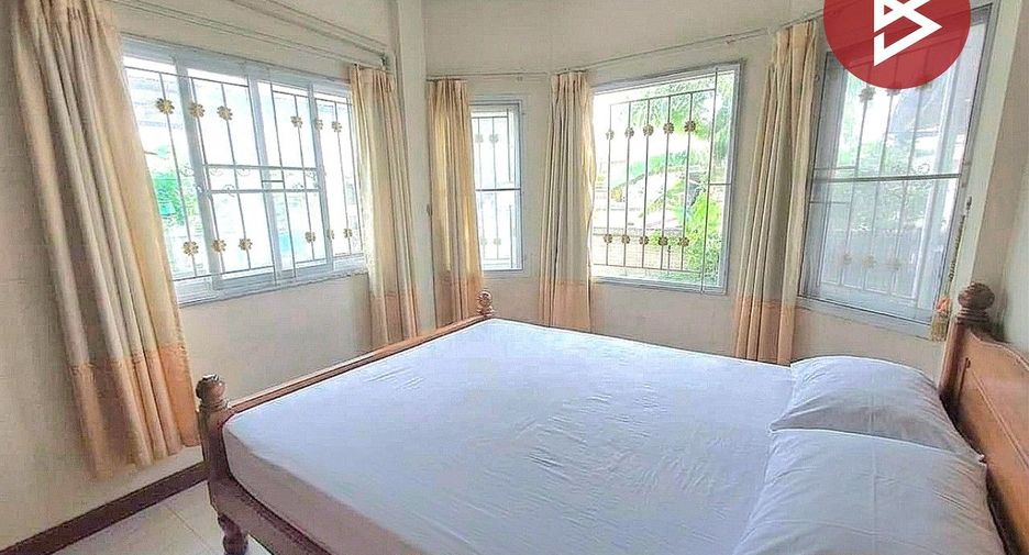 For sale 3 bedrooms house in Ban Bueng, Chonburi