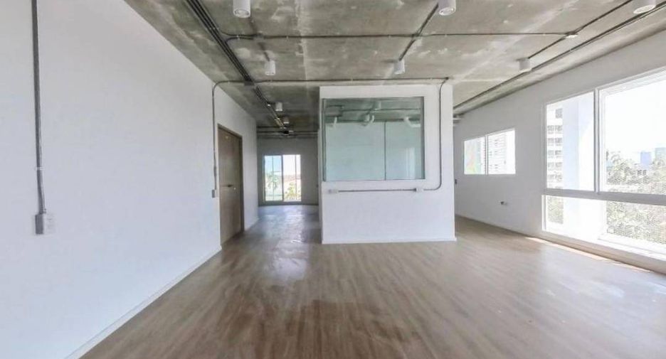 For rent and for sale office in Lak Si, Bangkok