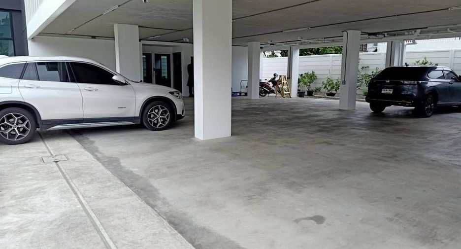 For rent and for sale office in Lak Si, Bangkok