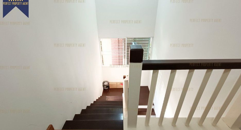 For sale 3 bedrooms house in Lat Krabang, Bangkok