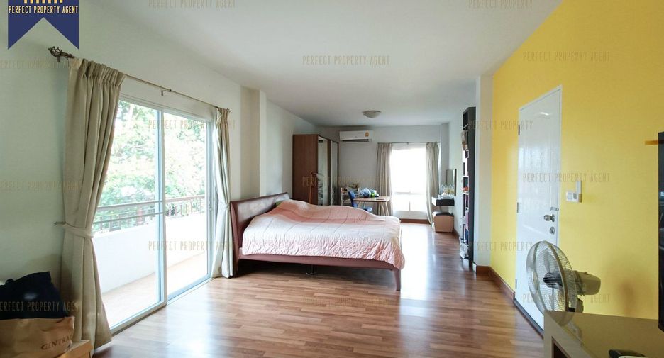 For sale 3 bedrooms house in Lat Krabang, Bangkok