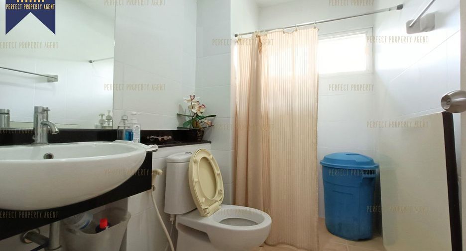 For sale 3 bedrooms house in Lat Krabang, Bangkok