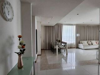 For rent 3 bedrooms condo in Sathon, Bangkok