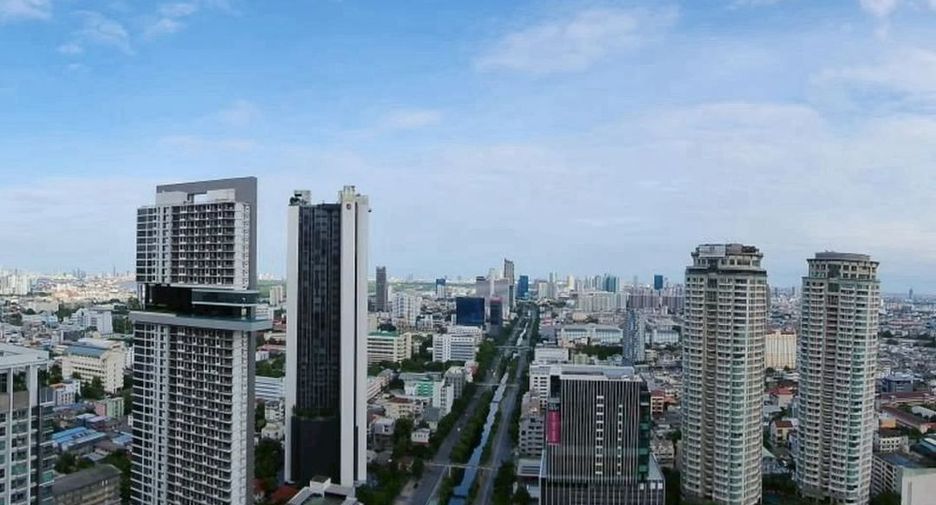 ให้เช่า 3 ห้องนอน คอนโด ใน สาทร, กรุงเทพฯ