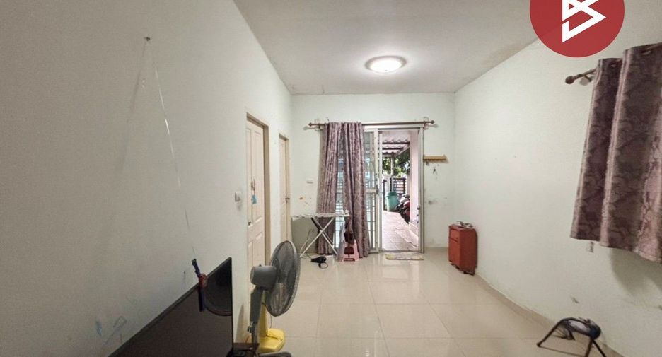 For sale 2 bedrooms townhouse in Phan Thong, Chonburi