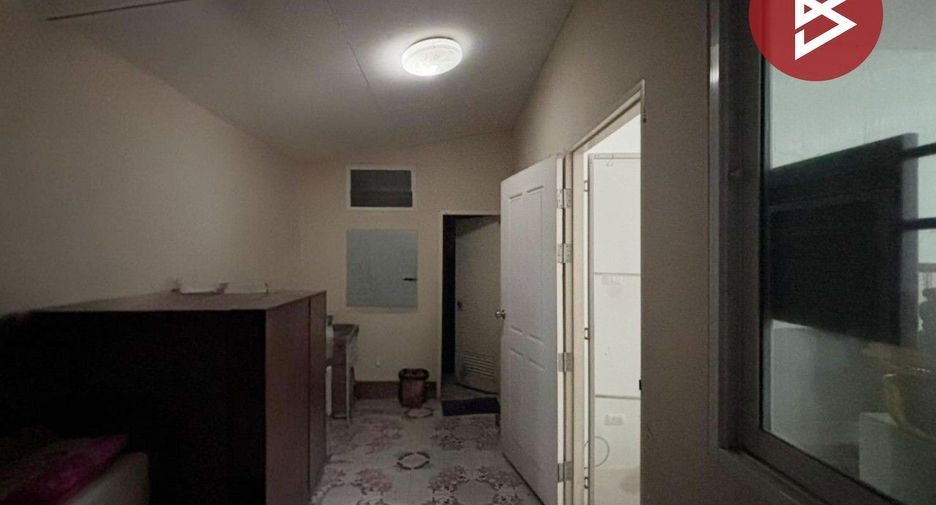 For sale 2 bedrooms townhouse in Phan Thong, Chonburi