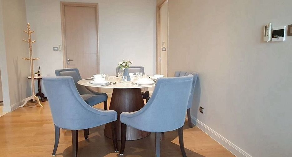 For rent 2 bedrooms condo in Khlong San, Bangkok