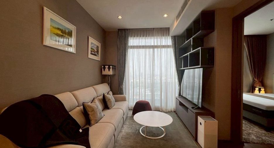 For rent 2 bedrooms condo in Sathon, Bangkok