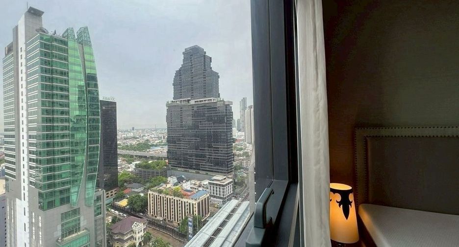 For rent 2 bedrooms condo in Sathon, Bangkok