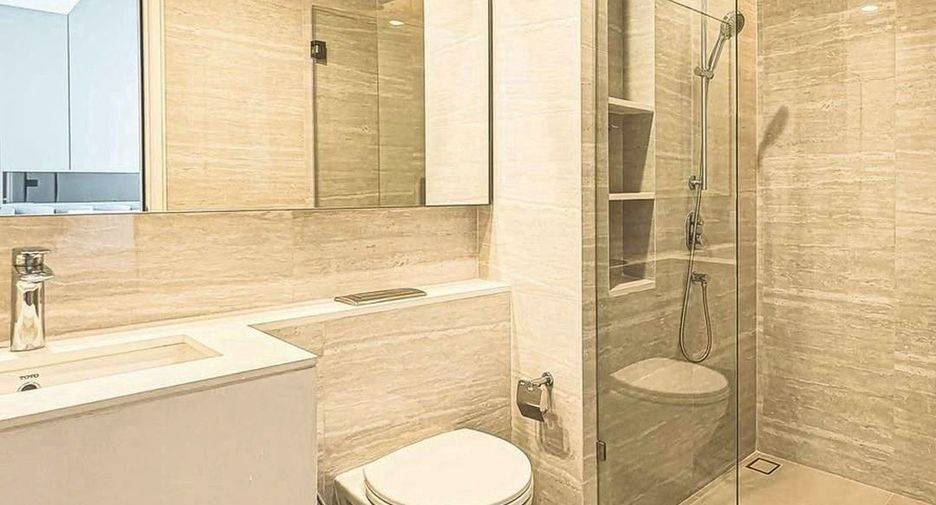 For rent 1 bed condo in Sathon, Bangkok