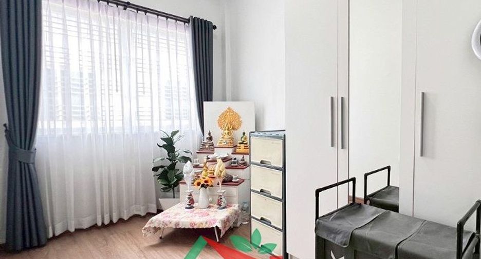 For sale 3 bedrooms townhouse in Sai Mai, Bangkok