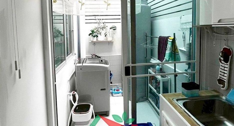 For sale 3 bedrooms townhouse in Sai Mai, Bangkok
