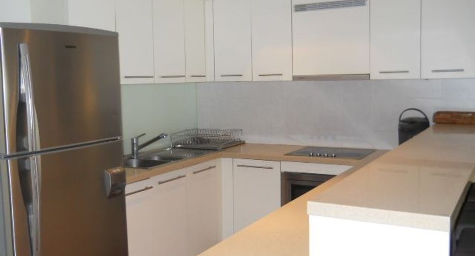 For rent 3 bedrooms condo in Central Pattaya, Pattaya