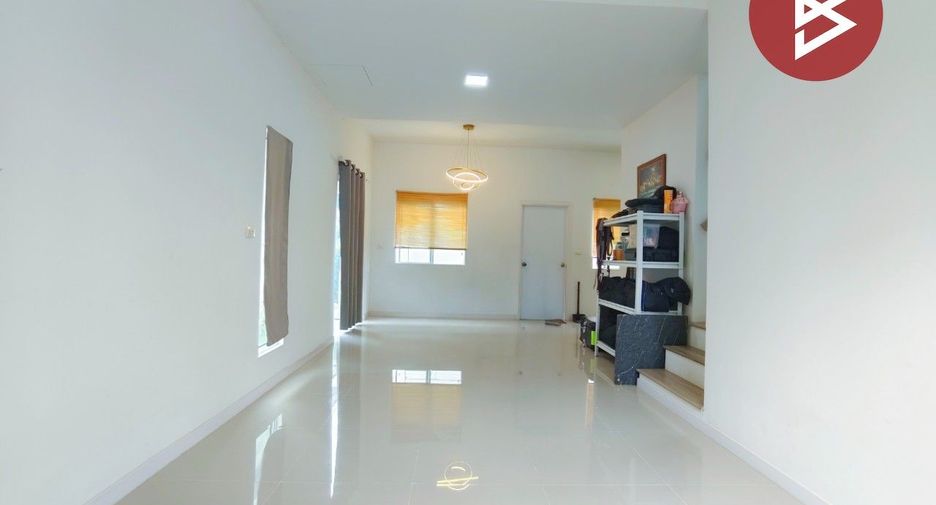 For sale 3 bedrooms house in Sam Phran, Nakhon Pathom