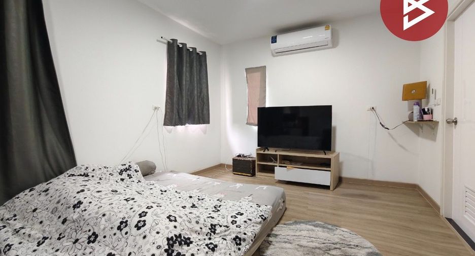 For sale 3 bedrooms house in Sam Phran, Nakhon Pathom