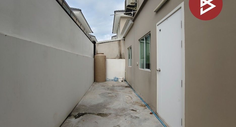 For sale 3 bedrooms house in Sam Phran, Nakhon Pathom