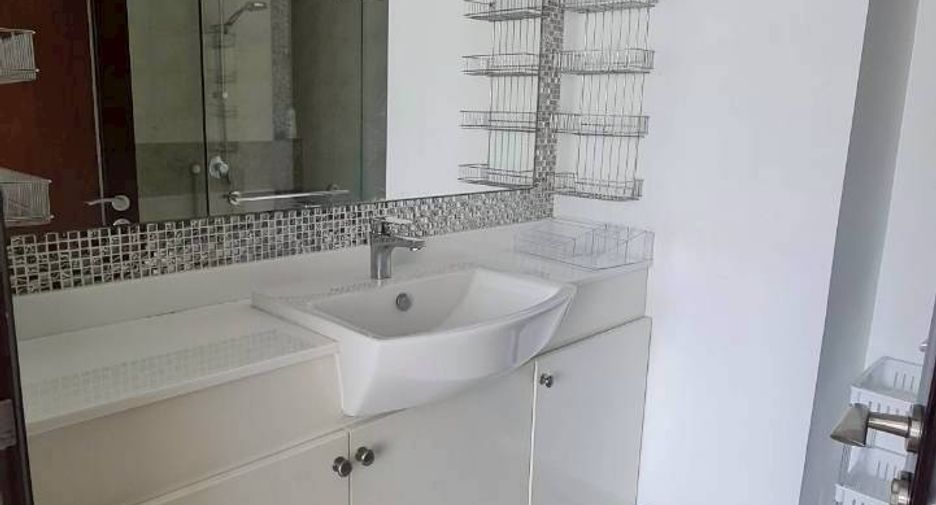 For sale 2 bedrooms condo in Central Pattaya, Pattaya