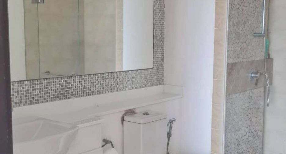 For sale 2 bedrooms condo in Central Pattaya, Pattaya