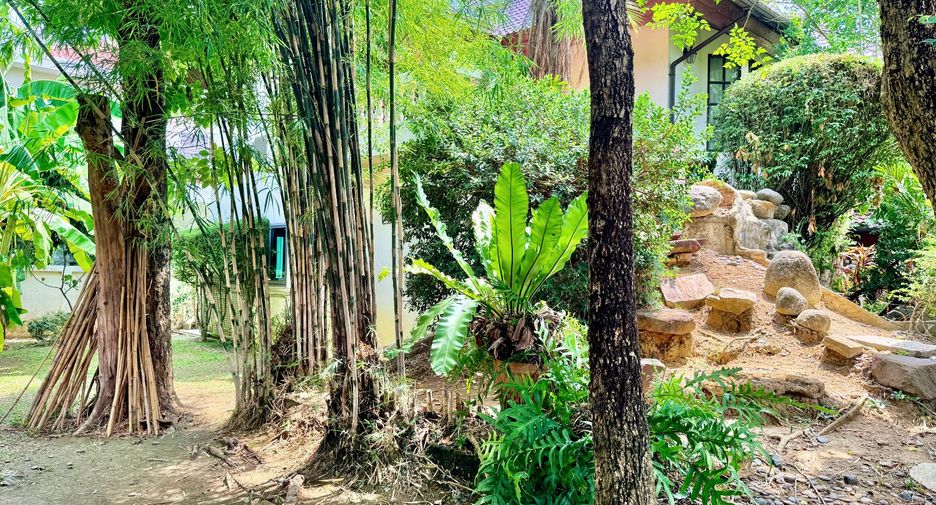 For sale 4 bedrooms house in Thawi Watthana, Bangkok