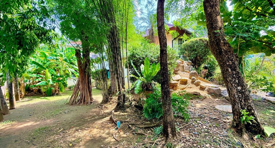 For sale 4 bedrooms house in Thawi Watthana, Bangkok
