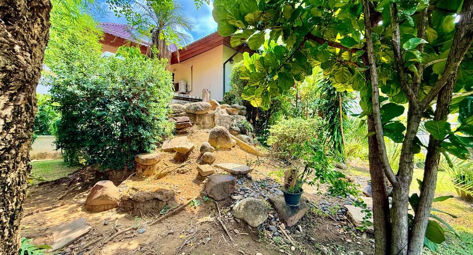 For sale 4 bedrooms house in Thawi Watthana, Bangkok