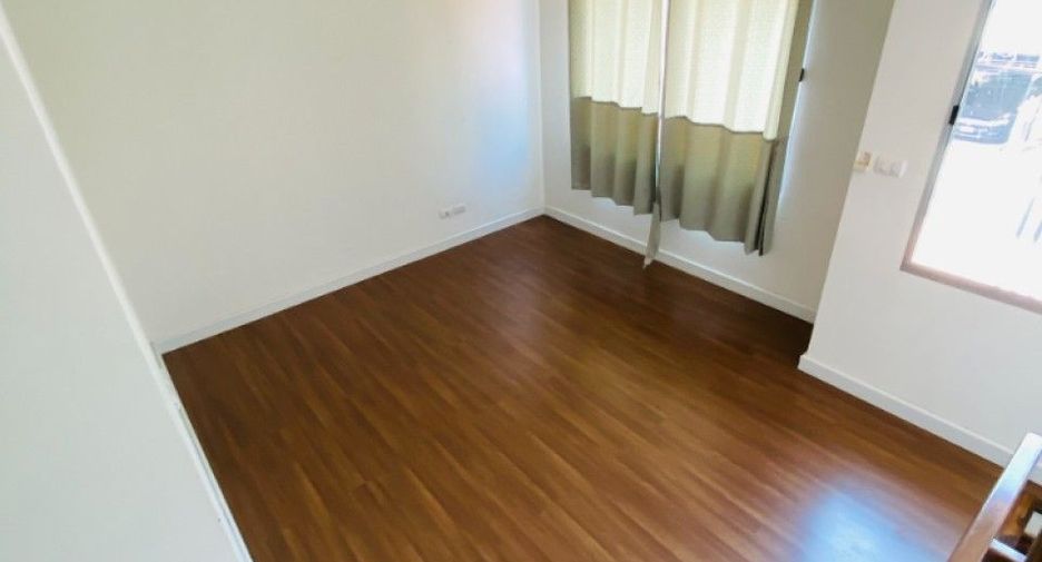 For sale 3 bedrooms townhouse in Bang Phli, Samut Prakan