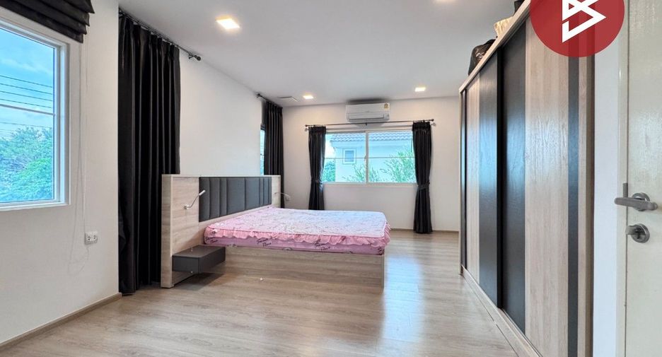 For sale 3 bedrooms house in Khlong Luang, Pathum Thani