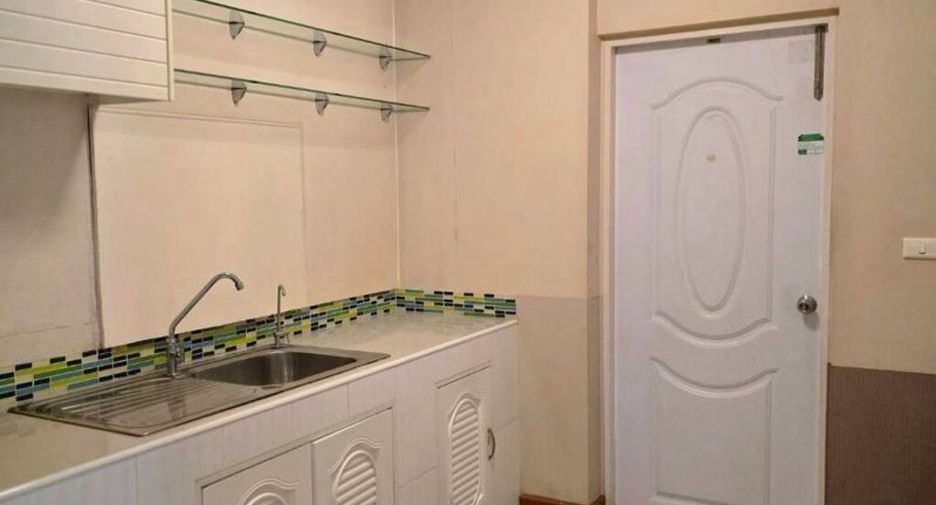 For rent 3 bedrooms house in Pak Kret, Nonthaburi